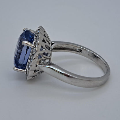 Natural Unheated Ceylon 7.79 carats Blue sapphire and Diamond Cluster Ring