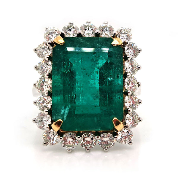 9.51ct Zambian Emerald and Diamond Cluster Cocktail Ring in Platinum