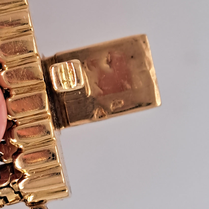 Vintage 1940s French 18ct Yellow Gold Belt Buckle Bracelet which articulates seamlessly around the wrist