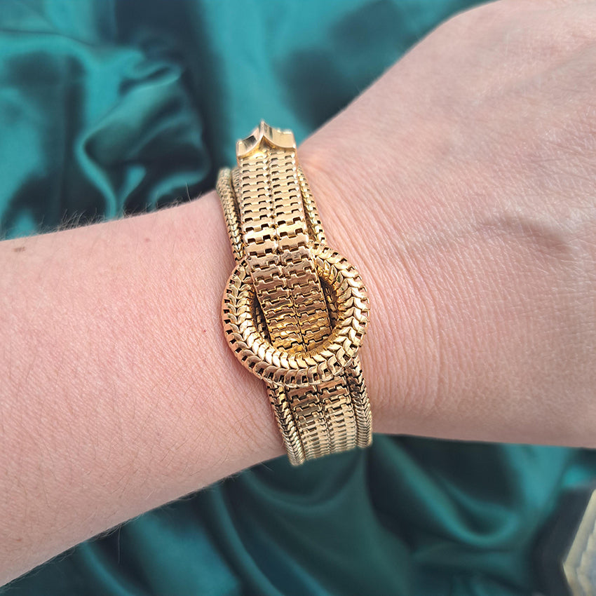 Vintage 1940s French 18ct Yellow Gold Belt Buckle Bracelet which articulates seamlessly around the wrist