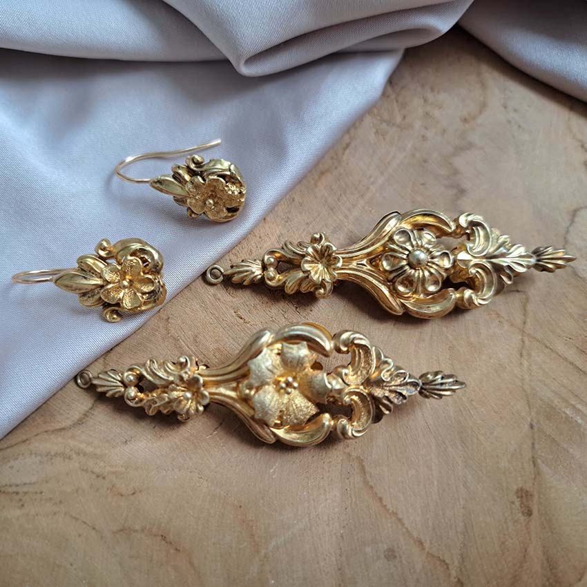 Antique Georgian Gold Ornate Drop Earrings, Circa 1820