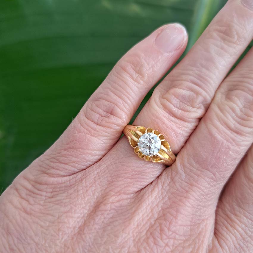 Antique 1.06ct Diamond Solitaire Ring in Yellow Gold