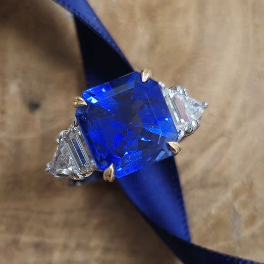 Vintage Cartier 7 Carat Sapphire Burma No Heat and Diamond Ring