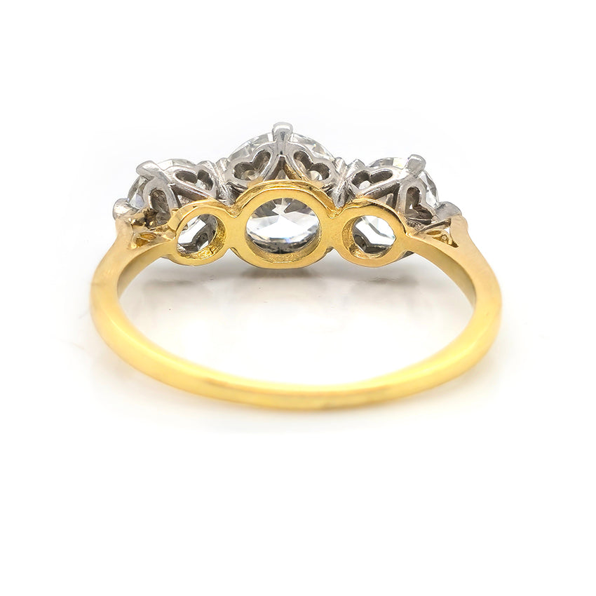 Diamond Three Stone Engagement Ring in 18ct Yellow Gold, 1.60 carat total