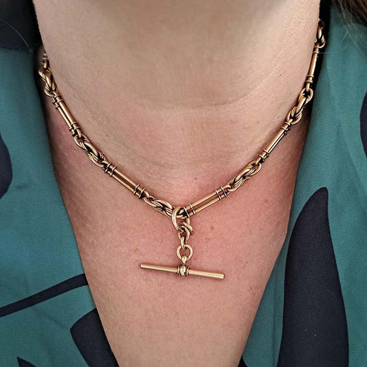 Victorian Antique 9ct Yellow Gold Albert Chain Necklace with T-bar pendant.