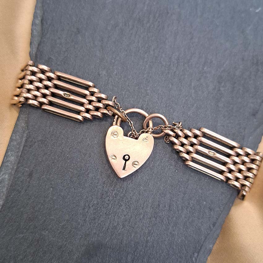 Antique 9ct Yellow Gold Gate Link Bracelet with Heart Padlock Clasp