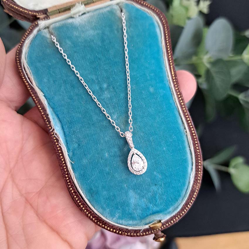 Certified 0.43ct VS2 Pear Cut Diamond Cluster Pendant with Chain