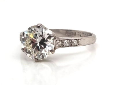Art Deco engagement ring, platinum 2 to 2.50 carats