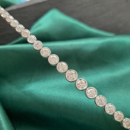 Graduated Diamond Collar Line Necklace, 12.84 carat total