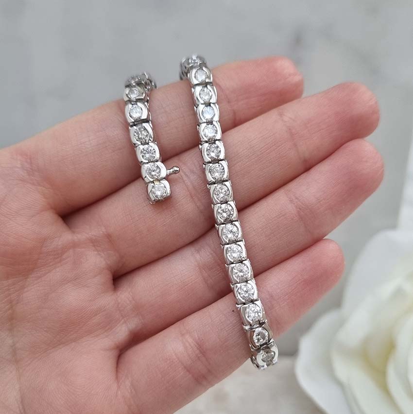 Modern 6.60ct Diamond Line Bracelet in 14ct White Gold
