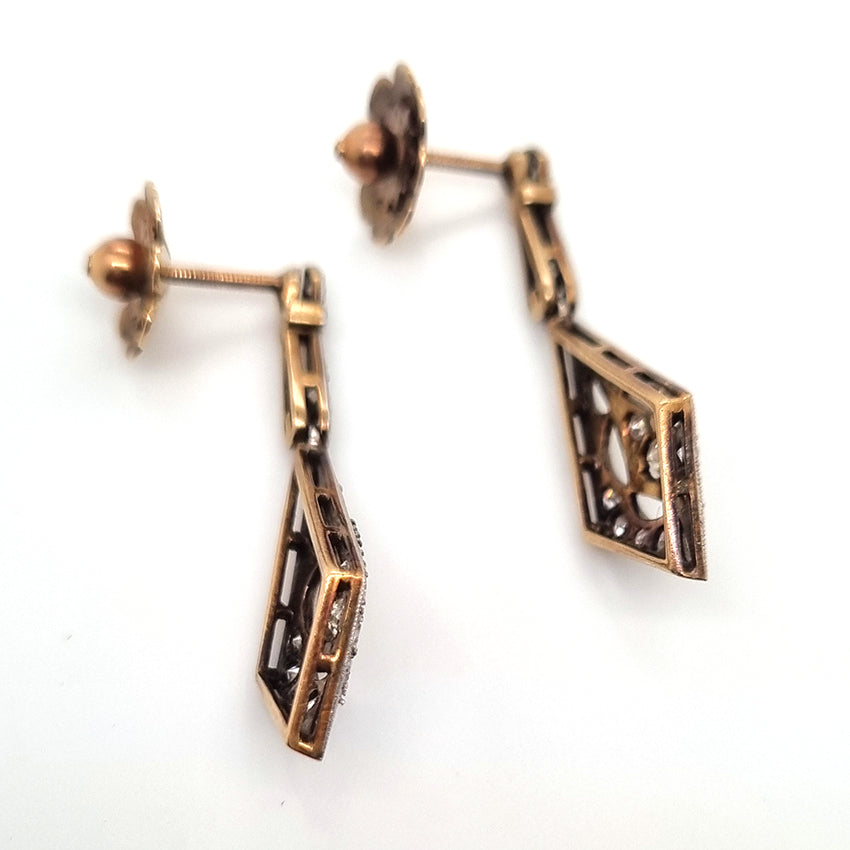 Victorian Antique 0.80ct Diamond Cluster Drop Earrings, kite-shaped design with pierced openwork in silver upon gold. Late 19th century Circa 1880