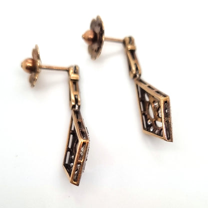Victorian Antique 0.80ct Diamond Cluster Drop Earrings, kite-shaped design with pierced openwork in silver upon gold. Late 19th century Circa 1880