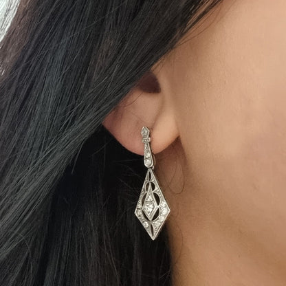 Victorian Antique Vintage 0.80ct Diamond Cluster Drop Earrings, kite-shaped design with pierced openwork in silver upon gold. Late 19th century Circa 1880