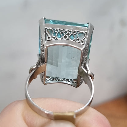 Art Deco 23.18ct Emerald Cut Aquamarine Solitaire Cocktail Ring in Platinum