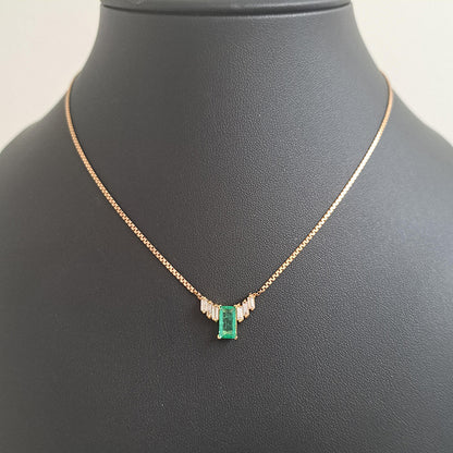 Vintage 1.50ct Colombian Emerald and Baguette Diamond Pendant Necklace