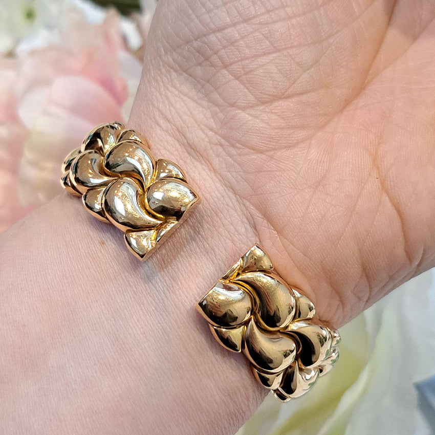 Chopard Casmir Ladies Mother of Pearl, Diamond, 18ct Yellow Gold Watch