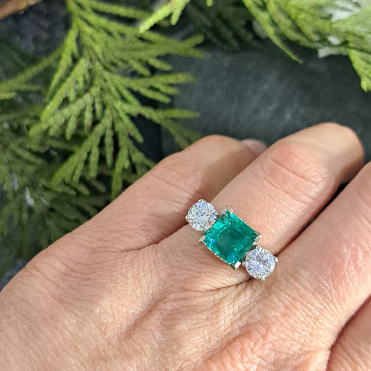 2.50 carat emerald and diamond ring colombian vintage deco