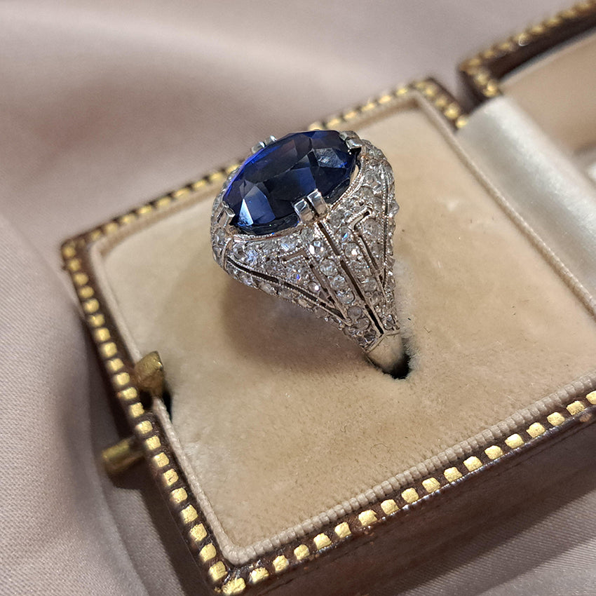 Late Art Deco 5.13ct Oval Sapphire and Diamond Cluster Bombe Cocktail Ring in Platinum