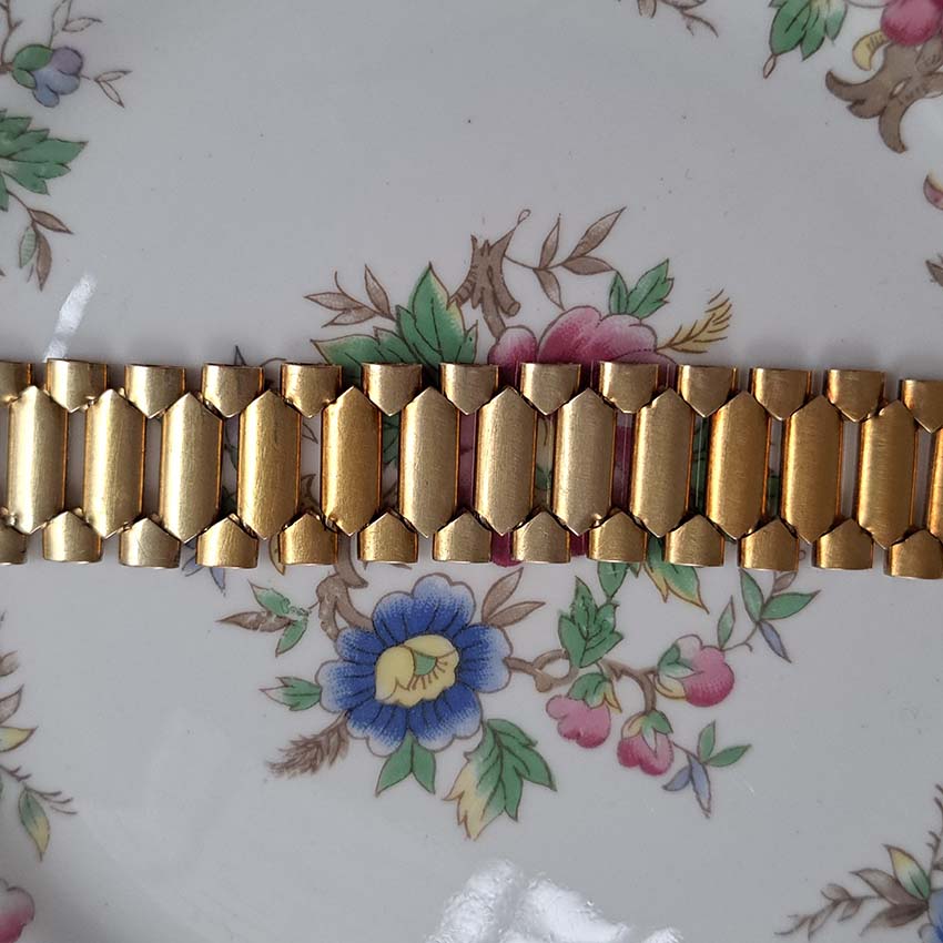 Antique Victorian Gold Collar Necklace