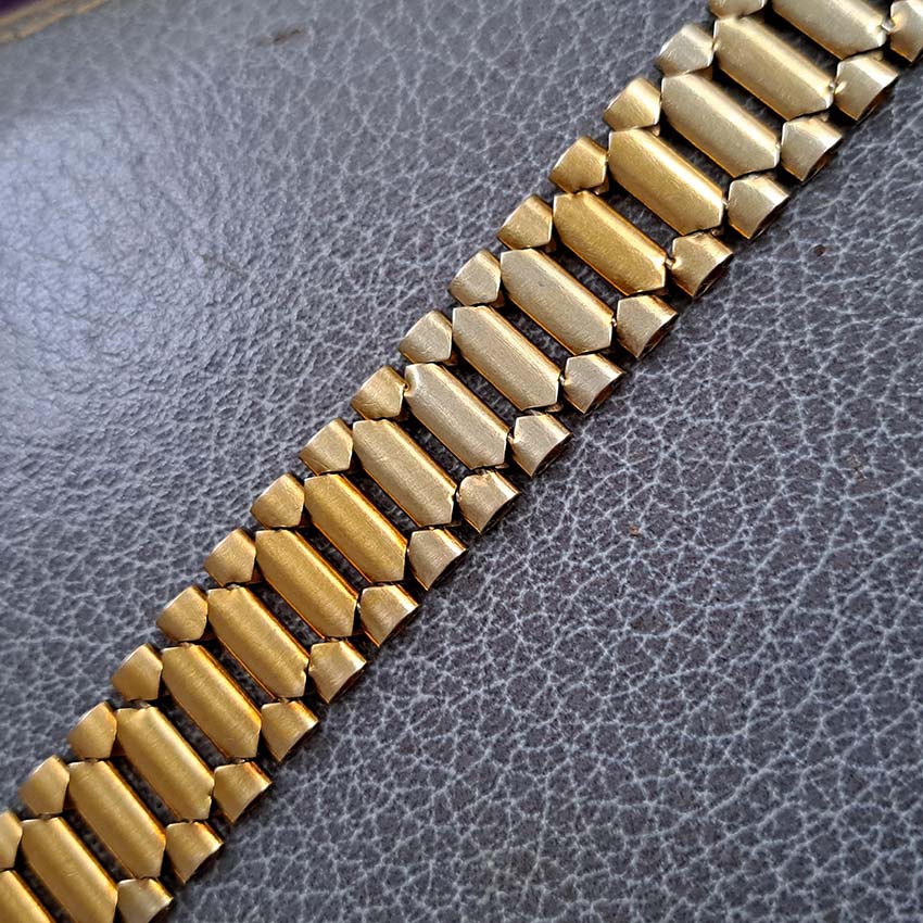 Antique Victorian Gold Collar Necklace