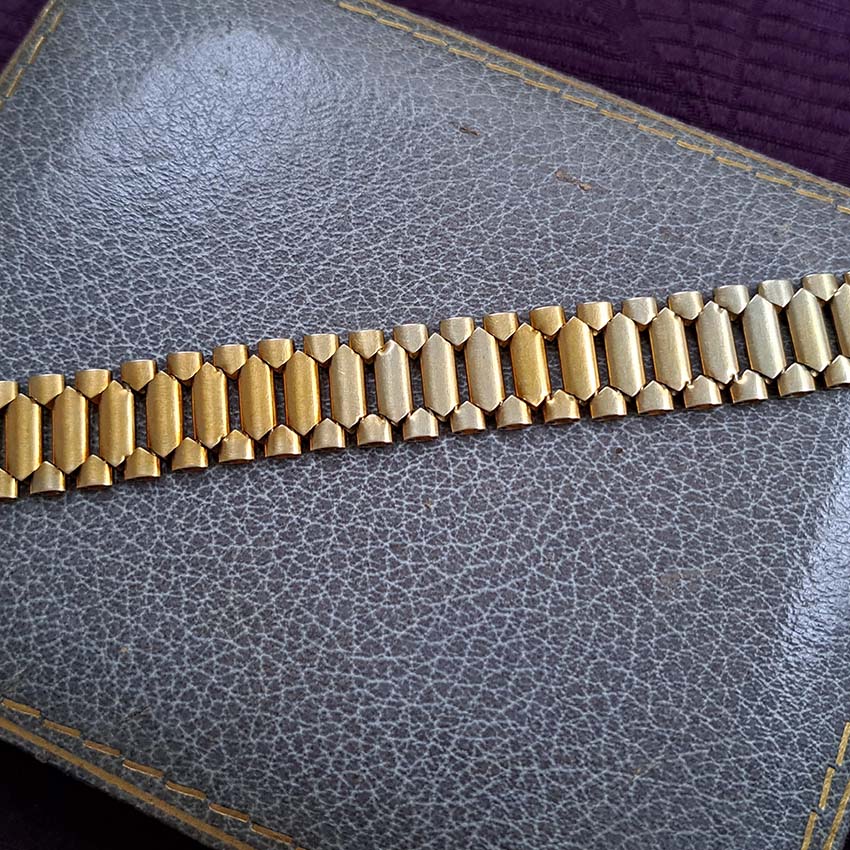 Antique Victorian Gold Collar Necklace