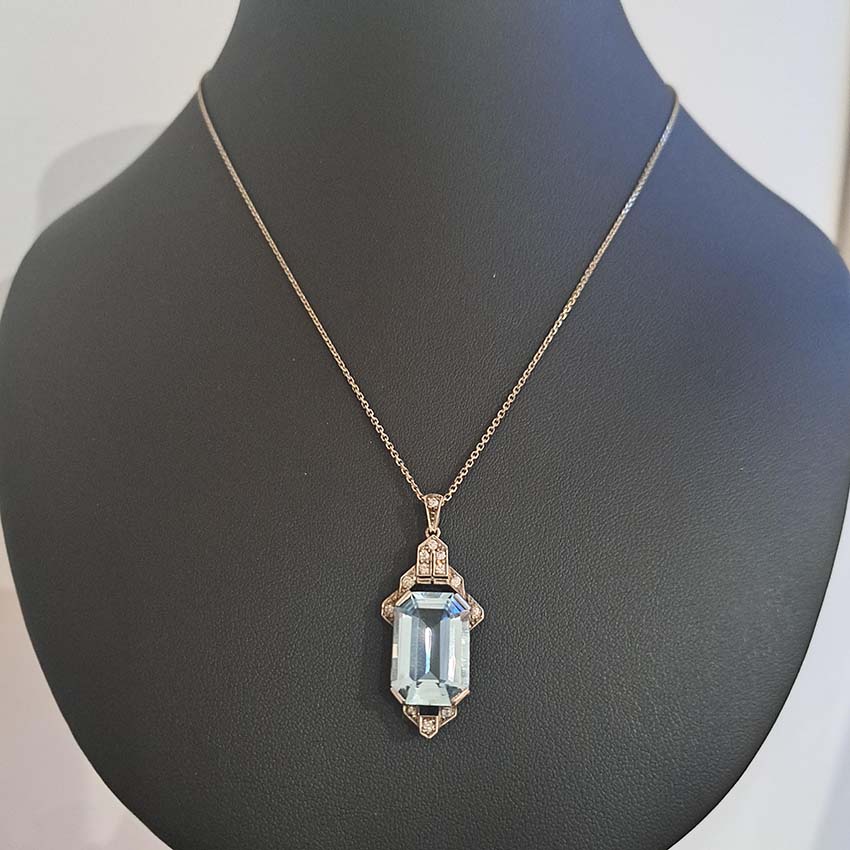 Art Deco Aquamarine and Diamond Pendant