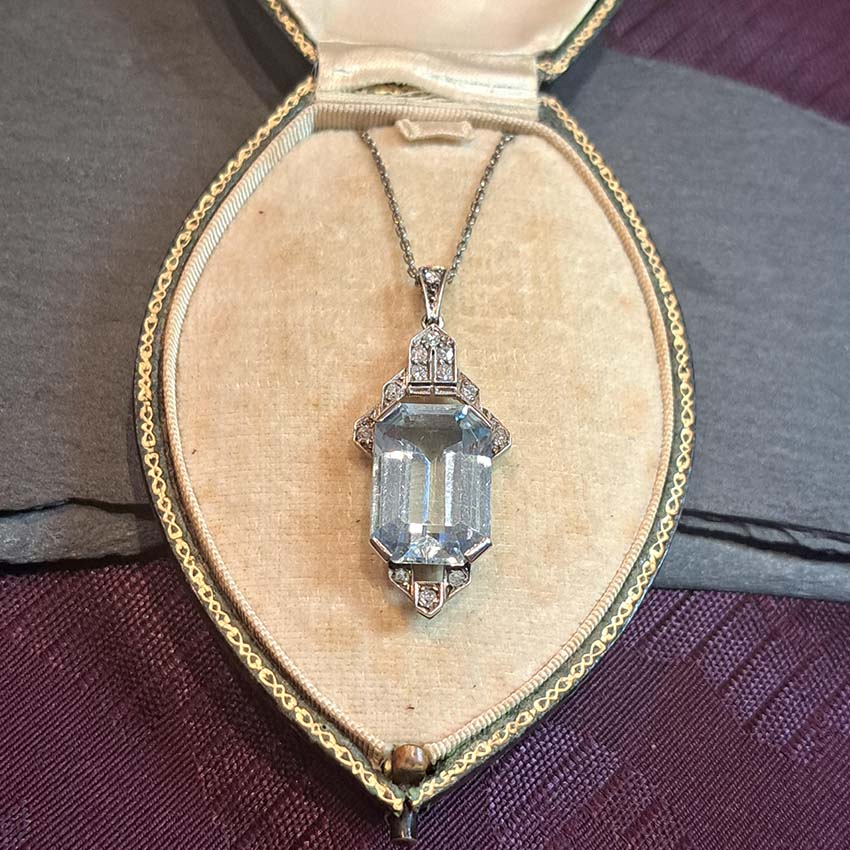 Art Deco Aquamarine and Diamond Pendant