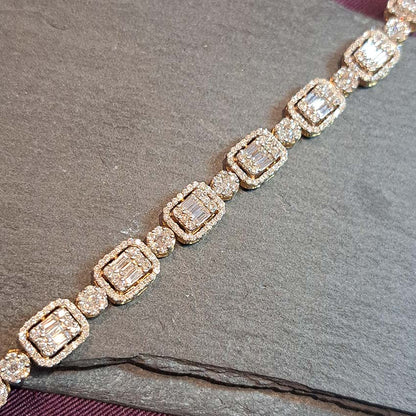 Baguette and Brilliant Diamond Cluster Link Bracelet, 5.50 carat total