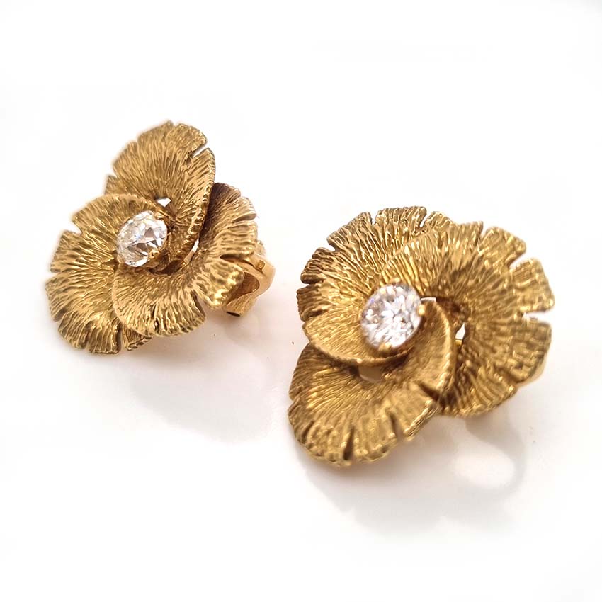 Vintage 1.20ct Diamond Gold Trefoil Flower Clip Earrings
