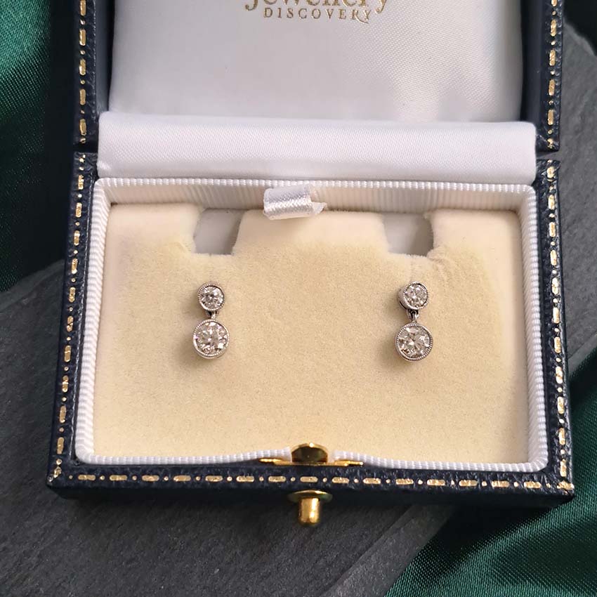 Modern 1.05ct Diamond Drop Earrings
