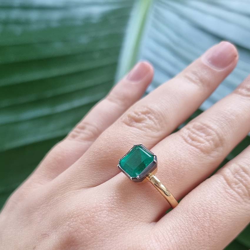 3.20ct Colombian Emerald Button Back Engagement Ring