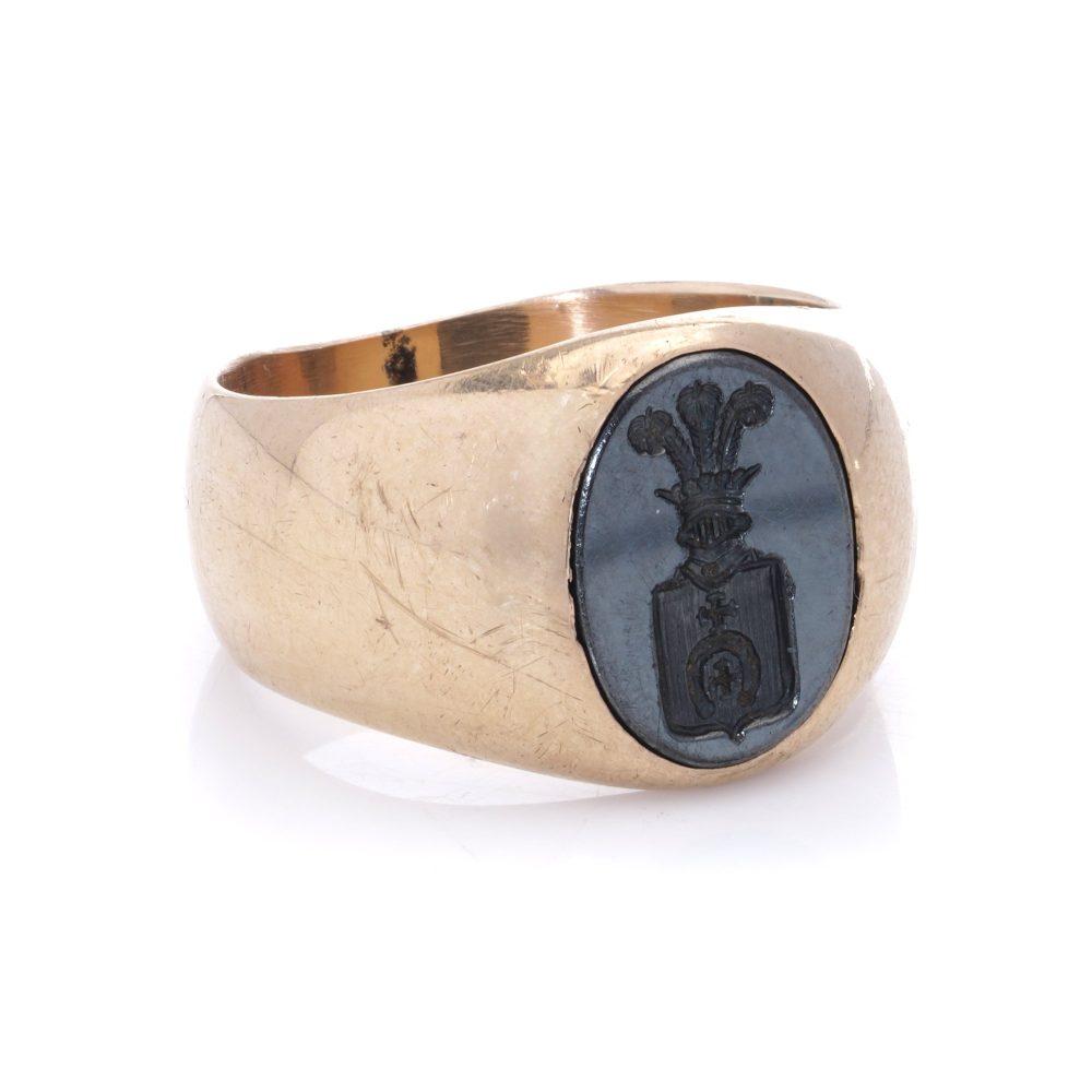 Antique 19th Century Russian 14 Carat Gold Signet Ring With Lubich Clan Coat of Arms