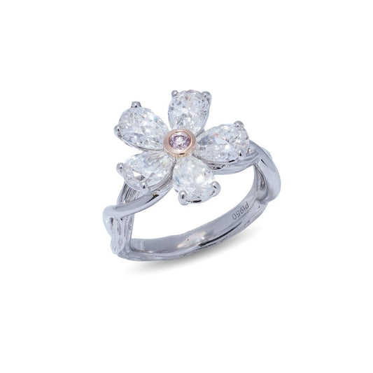 Platinum Flower-Shaped Diamond Ring