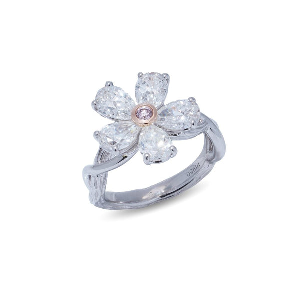 Platinum Flower-Shaped Diamond Ring