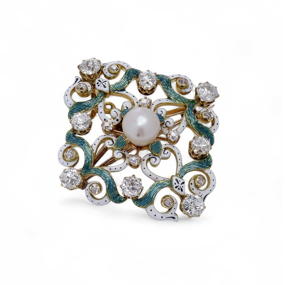 Victorian 18 Carat Yellow Gold Pendant And Brooch With Old Cut Diamonds And Pearls