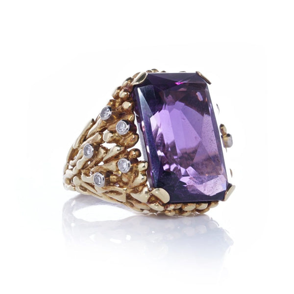 Kutchinsky 18 Carat Yellow Gold 20 Carat Amethyst Ring