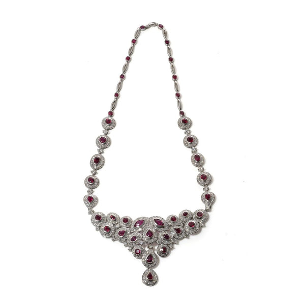 18 Carat White Gold Necklace With 7.55 Carat Diamonds And 14.15 Carat Rubies