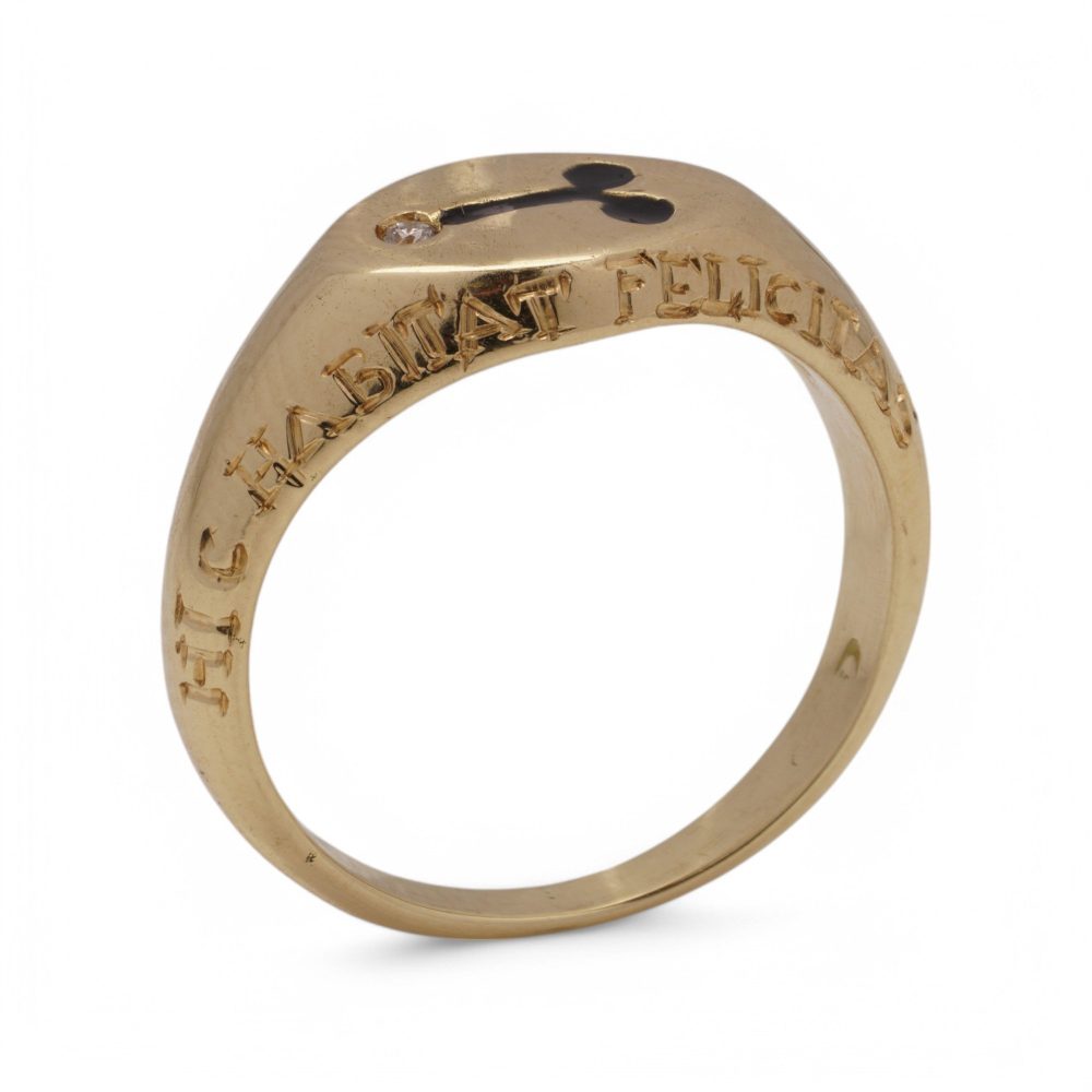KIAIA 18 Carat Gold And Black Enamel Engraved Ring
