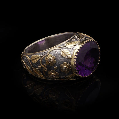 Vintage 10 Carat Amethyst Dome Ring In 18 Carat Gold And Silver