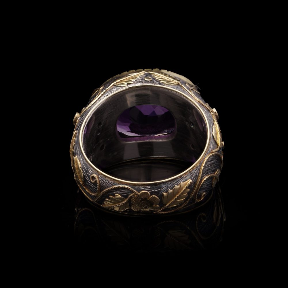 Vintage 10 Carat Amethyst Dome Ring In 18 Carat Gold And Silver
