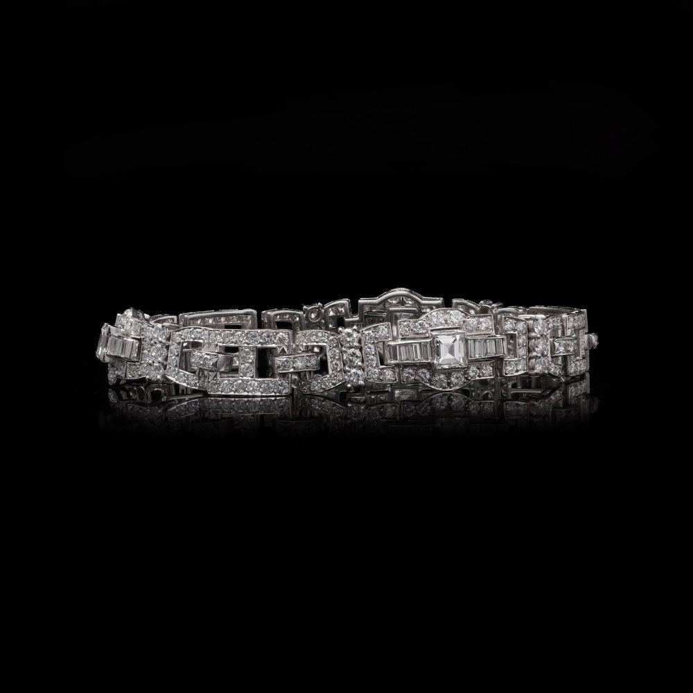 Antique 9.21 Carat Diamond Bracelet In Platinum