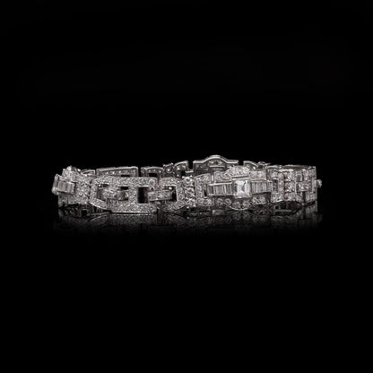 Antique 9.21 Carat Diamond Bracelet In Platinum