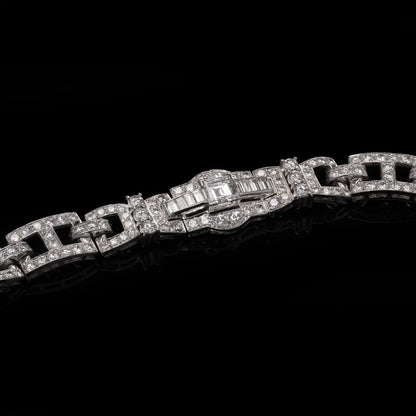Antique 9.21 Carat Diamond Bracelet In Platinum