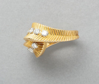 Vintage Van Cleef & Arpels 18ct Gold Ring with Diamond
