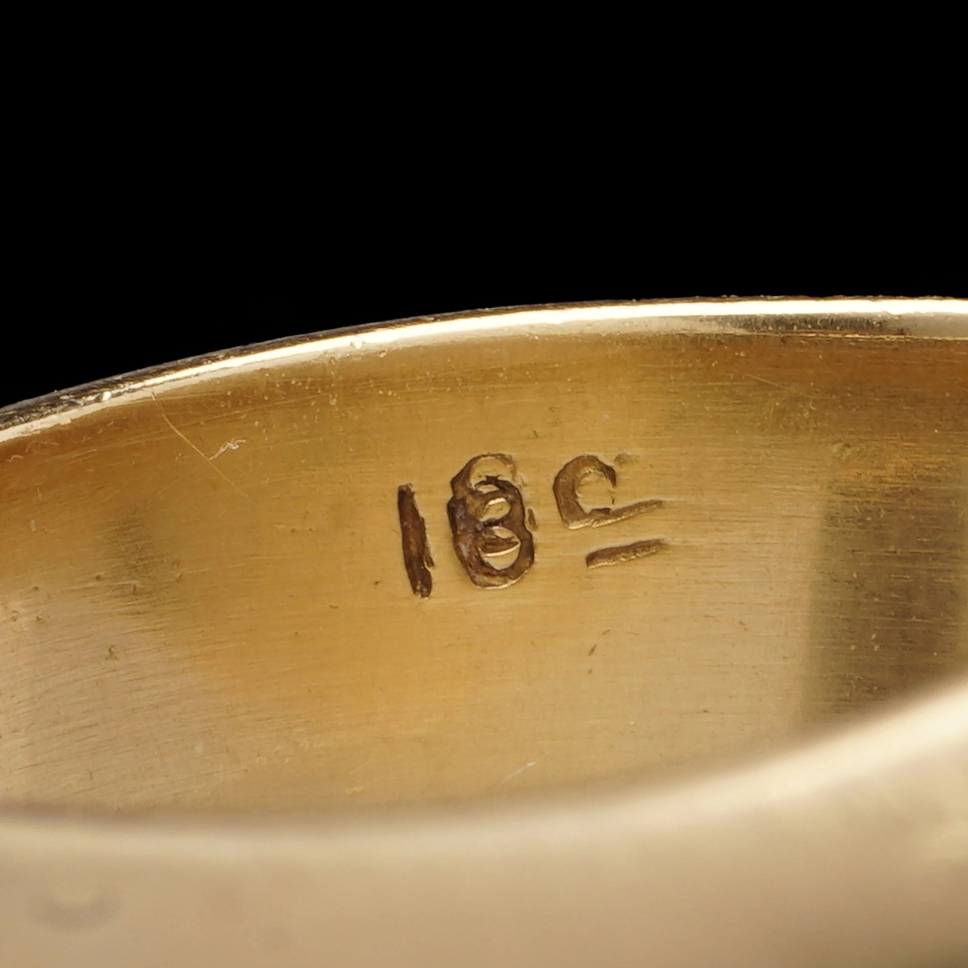 Lapis Lazuli and 18ct Gold Signet Ring