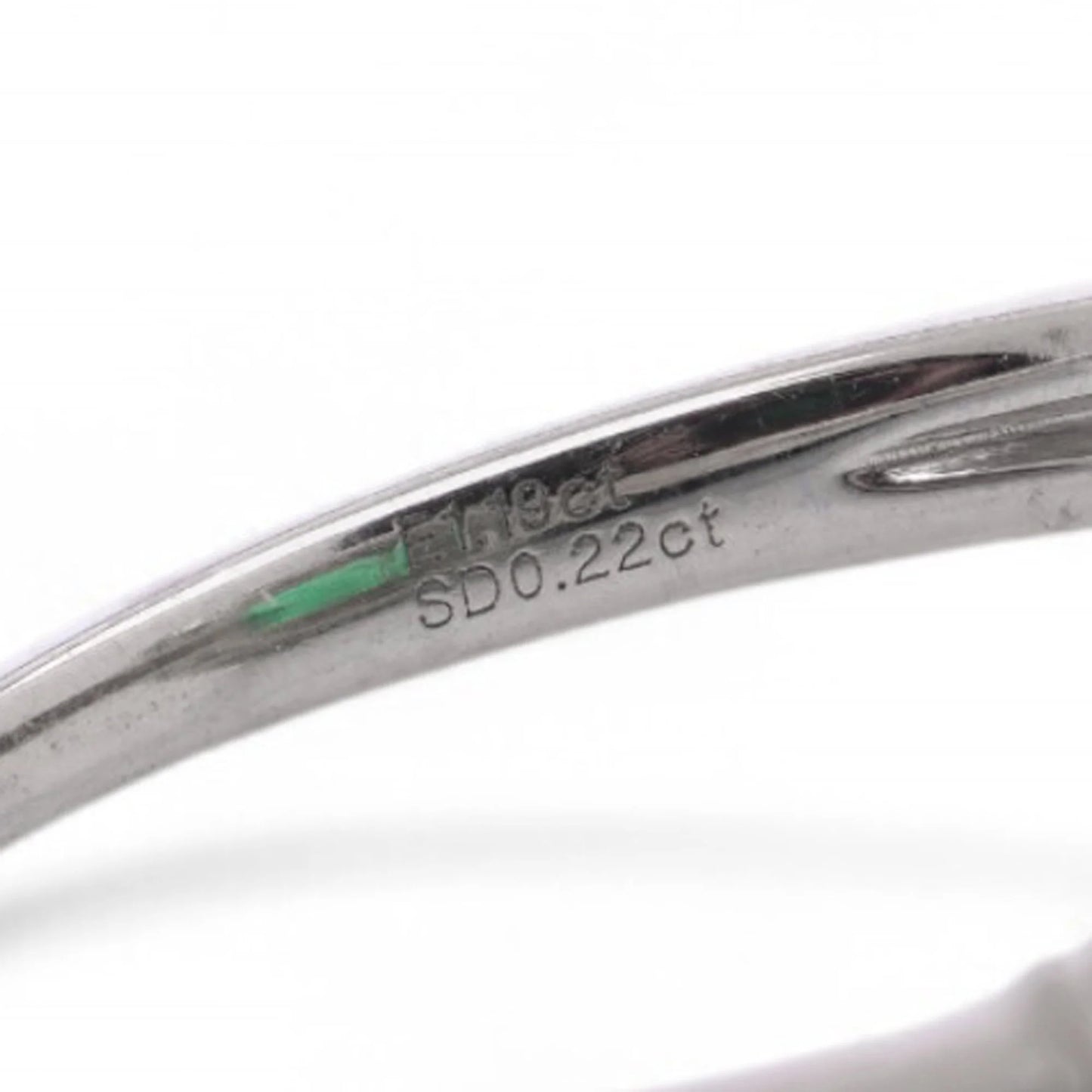 Art Deco Style Platinum 1.19 Carat Emerald And Diamond Ring