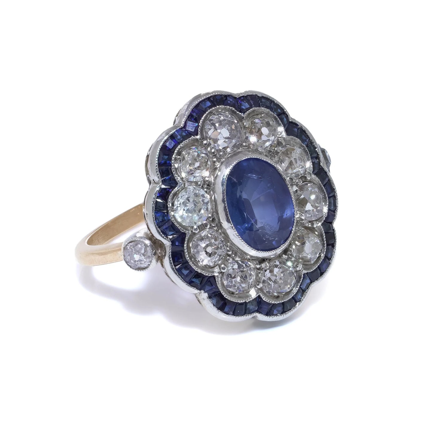 Art Deco Sapphire and Diamond Cluster Engagement Ring,Oval shape 1920s