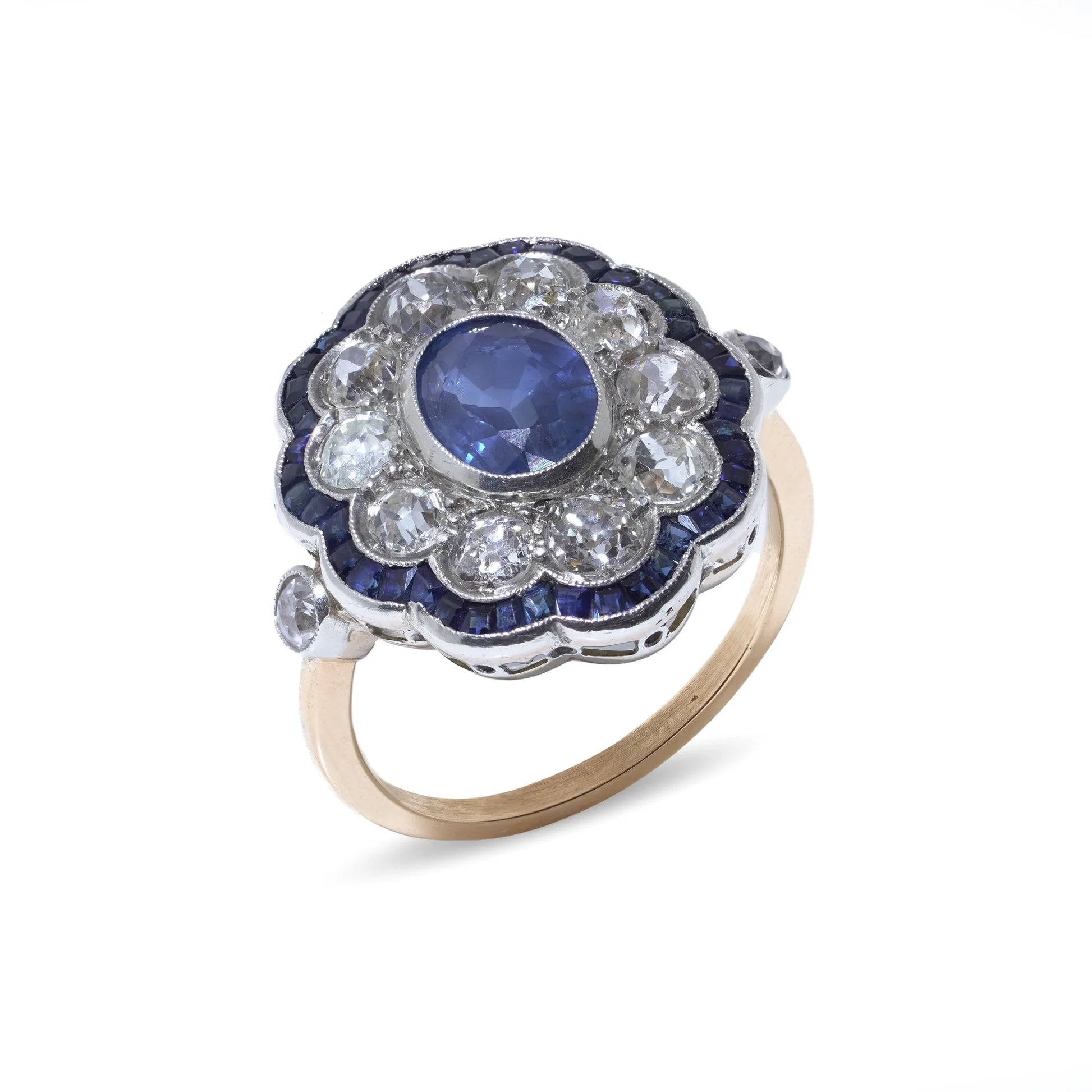 Art Deco Sapphire and Diamond Cluster Engagement Ring,Oval shape 1920s