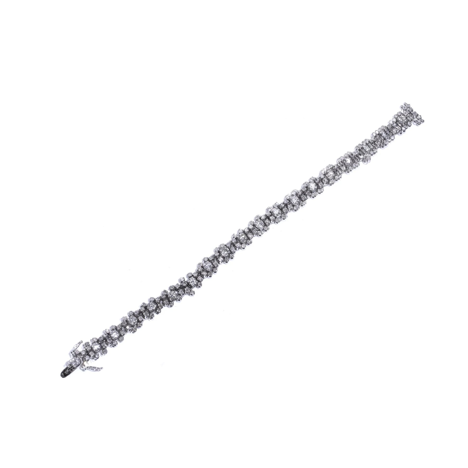 Vintage Diamond Tennis Bracelet in 18ct White Gold, Circa 1970s