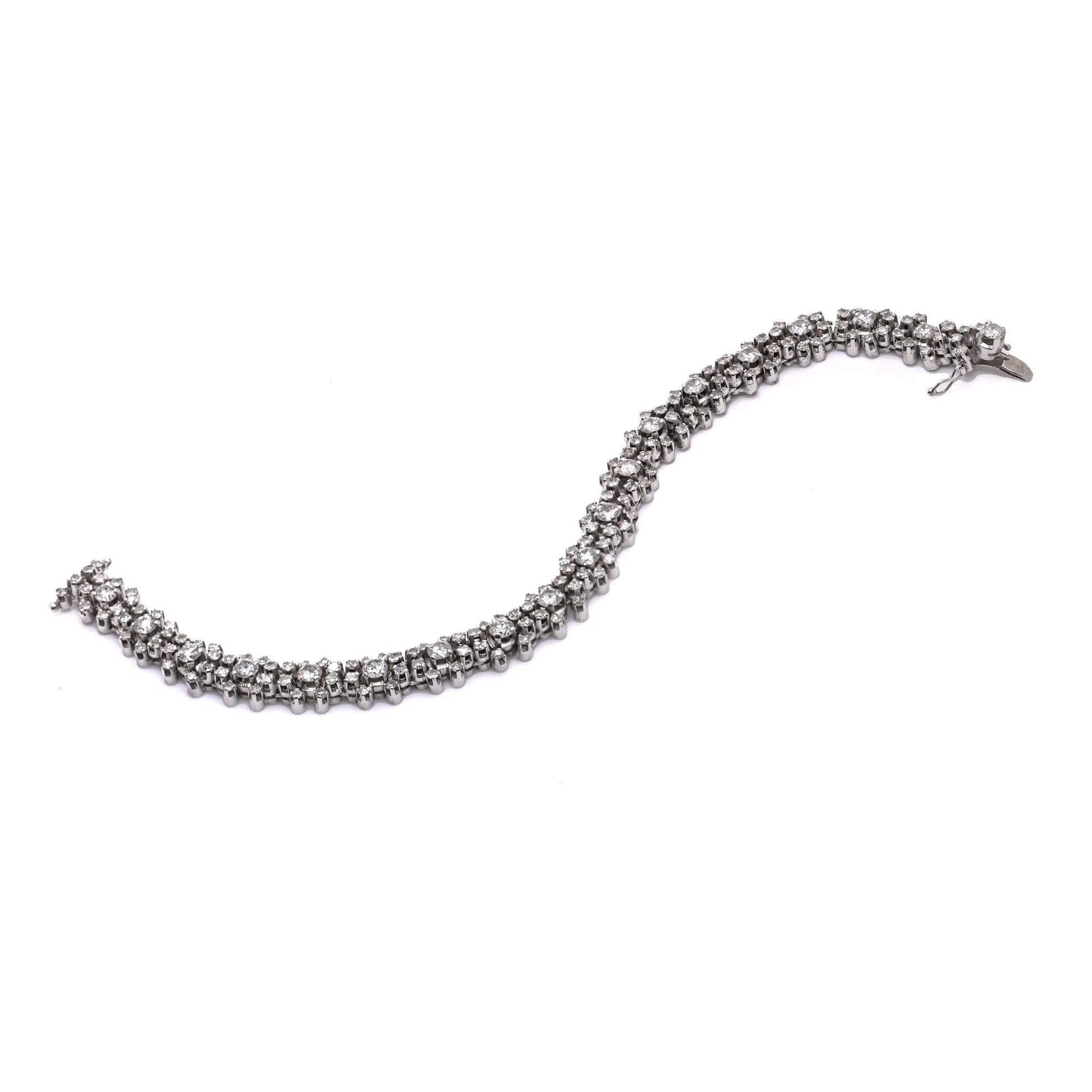 Vintage Diamond Tennis Bracelet in 18ct White Gold, Circa 1970s